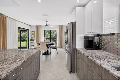6928 Villas Drive W, Boca Raton, FL 33433 - Photo 12