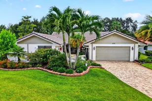 6928 Villas Dr W, Boca Raton, FL 33433 - Photo 1
