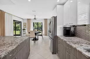 6928 Villas Dr W, Boca Raton, FL 33433 - Photo 14