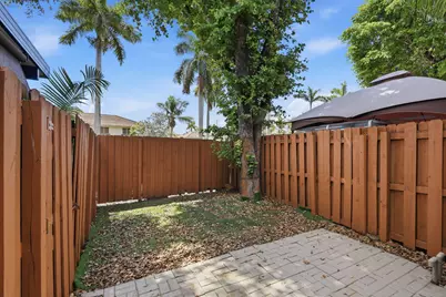541 NW 82nd #377, Miami, FL 33126 - Photo 24
