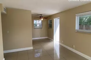 204 NE 10th Ave, Fort Lauderdale, FL 33301 - Photo 8