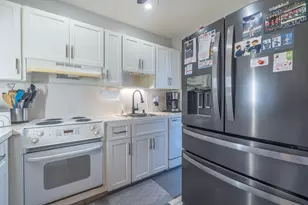 2050 NE 39th St, Lighthouse Point, FL 33064 - Photo 2