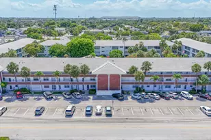 2050 NE 39th St, Lighthouse Point, FL 33064 - Photo 22