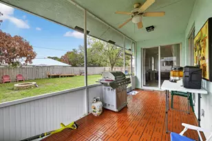 1373 SW Granville Ave, Port Saint Lucie, FL 34953 - Photo 28