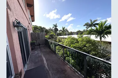 640 Tennis Club Drive #311, Fort Lauderdale, FL 33311 - Photo 6