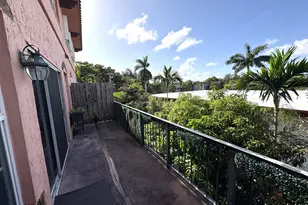 640 Tennis Club Dr, Fort Lauderdale, FL 33311 - Photo 6