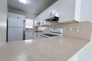 519 W 68th St, Hialeah, FL 33014 - Photo 4