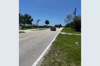 1026 Indian River Drive, Sebastian, FL 32958 - Photo 18