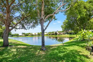 2473 S Coral Trace Cir, Delray Beach, FL 33445 - Photo 22