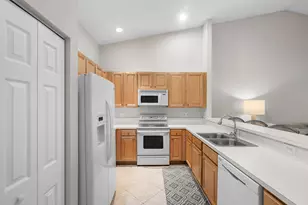 2473 S Coral Trace Cir, Delray Beach, FL 33445 - Photo 4