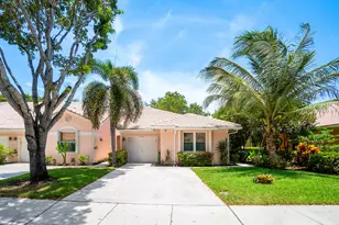 2473 S Coral Trace Cir, Delray Beach, FL 33445 - Photo 2
