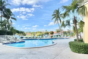 1019 Via Jardin, Riviera Beach, FL 33418 - Photo 34