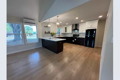 6948 Dartmouth Avenue N, Saint Petersburg, FL 33710 - Photo 8