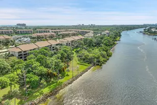 2001 Marina Isle Way, Jupiter, FL 33477 - Photo 38