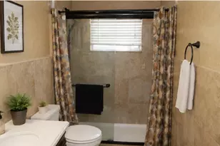 950 NW 175th St, Miami Gardens, FL 33169 - Photo 10