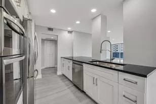 2751 S Ocean Dr, Hollywood, FL 33019 - Photo 22