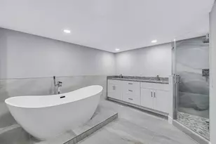 2751 S Ocean Dr, Hollywood, FL 33019 - Photo 30