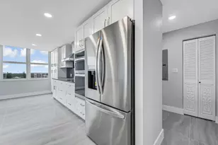 2751 S Ocean Dr, Hollywood, FL 33019 - Photo 24