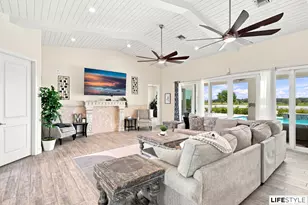 2990 Johnston Rd, Fort Pierce, FL 34951 - Photo 4