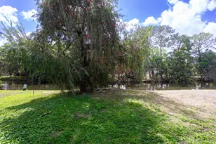 202 Sparrow Dr, Royal Palm Beach, FL 33411 - Photo 4