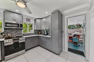 3220 SW 16th Ct, Fort Lauderdale, FL 33312 - Photo 18