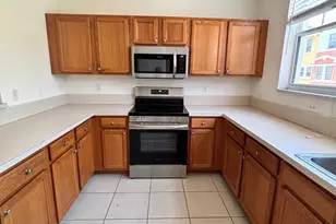 767 Millbrae Ct, West Palm Beach, FL 33401 - Photo 6
