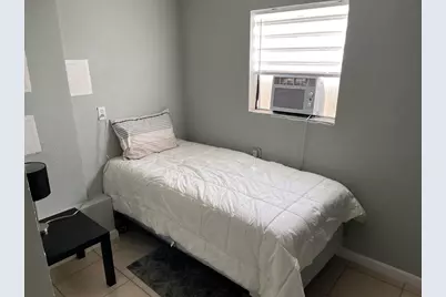 813 9th Avenue N #B, Lake Worth Beach, FL 33460 - Photo 10