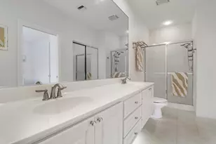 73 Laurel Oaks Cir, Jupiter, FL 33469 - Photo 12