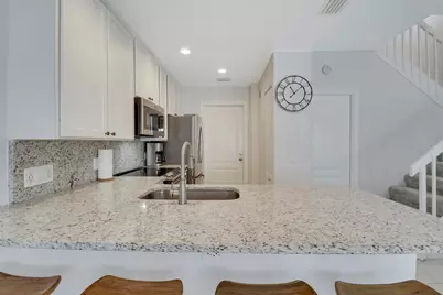73 Laurel Oaks Circle, Jupiter, FL 33469 - Photo 32
