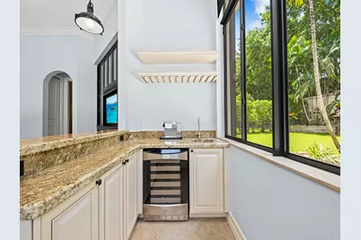 10800 Blue Palm Street, Plantation, FL 33324 - Photo 12
