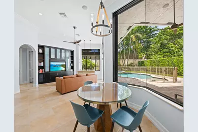 10800 Blue Palm Street, Plantation, FL 33324 - Photo 8