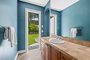 10800 Blue Palm St, Plantation, FL 33324 - Photo 24