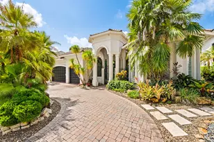 10800 Blue Palm St, Plantation, FL 33324 - Photo 20