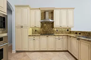 10800 Blue Palm St, Plantation, FL 33324 - Photo 10