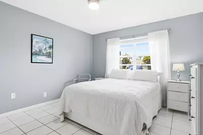 232 Lake Meryl Drive, West Palm Beach, FL 33411 - Photo 8