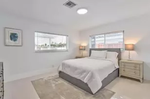 1631 Poinsettia Dr, Fort Lauderdale, FL 33305 - Photo 16