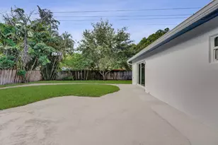3330 SW 18th St, Fort Lauderdale, FL 33312 - Photo 28