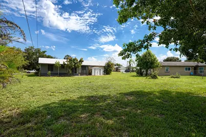 155 SW Klee Circle, Port Saint Lucie, FL 34953 - Photo 32