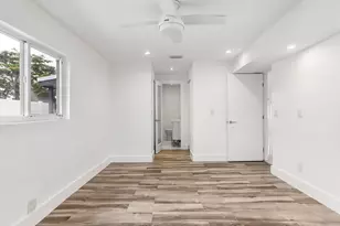 218 Glouchester St, Boca Raton, FL 33487 - Photo 22