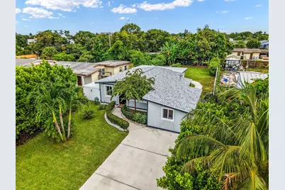 218 Glouchester Street, Boca Raton, FL 33487 - Photo 2