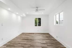 218 Glouchester St, Boca Raton, FL 33487 - Photo 20
