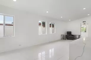 218 Glouchester St, Boca Raton, FL 33487 - Photo 10