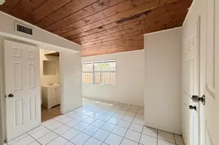 735 46th St, West Palm Beach, FL 33407 - Photo 10