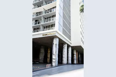 495 Brickell Avenue #1605, Miami, FL 33131 - Photo 2