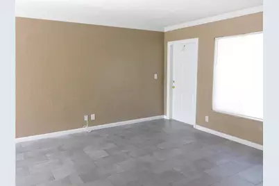 1511 SW 63rd Avenue, North Lauderdale, FL 33068 - Photo 4