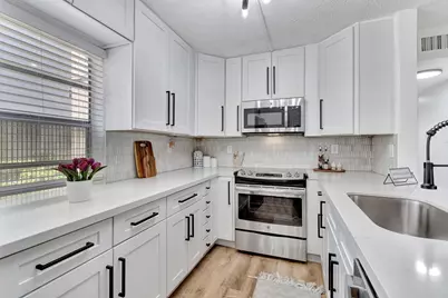 52 Burgundy B, Delray Beach, FL 33484 - Photo 16