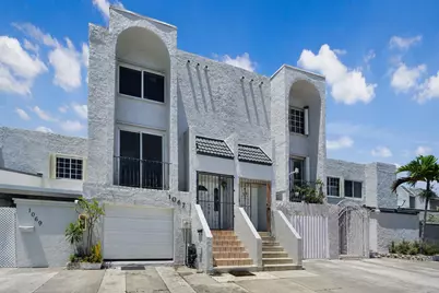 1067 W 43rd Place #68, Hialeah, FL 33012 - Photo 1