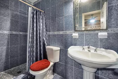 1067 W 43rd Place #68, Hialeah, FL 33012 - Photo 12