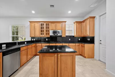 1049 Vintner Boulevard, Palm Beach Gardens, FL 33410 - Photo 18