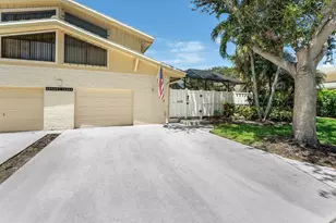 12584 Woodmill Dr, Palm Beach Gardens, FL 33418 - Photo 2
